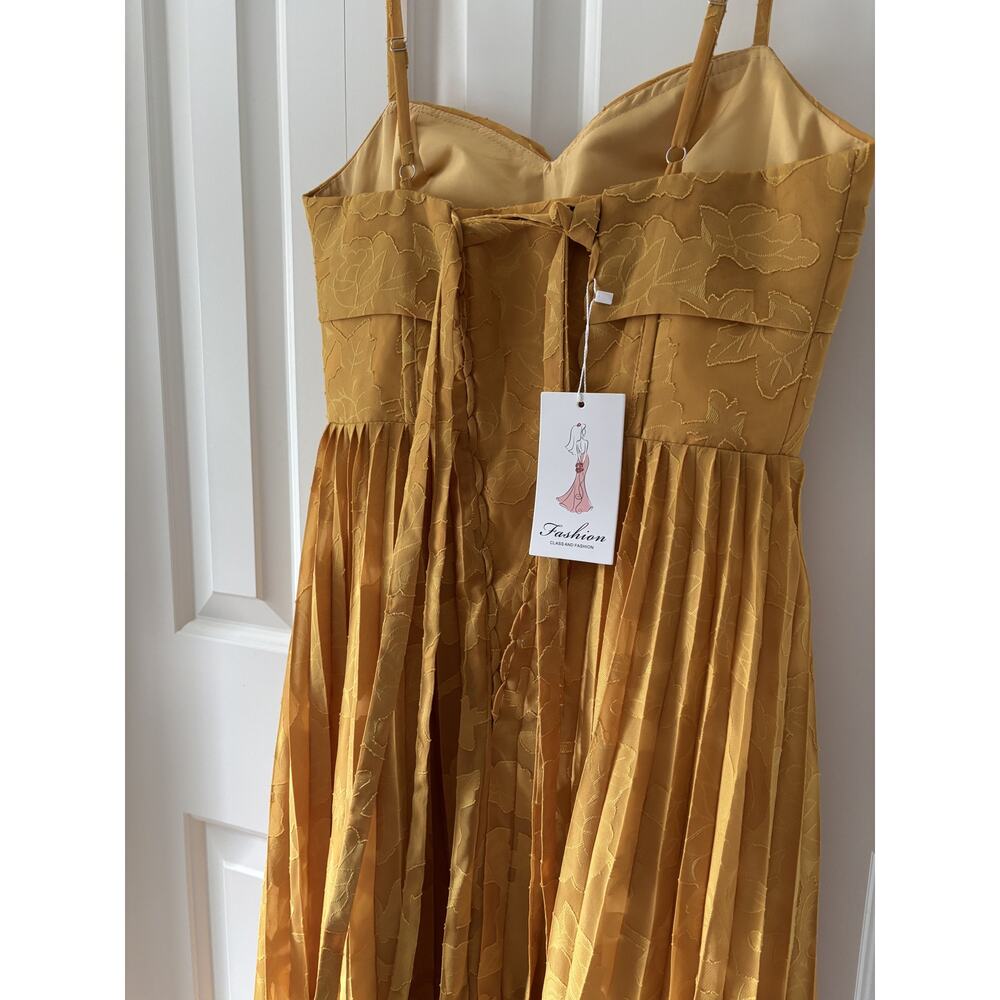 Yellow Pleated Midi Dress with Adjustable Straps Sz 7 - Picture 7 of 8